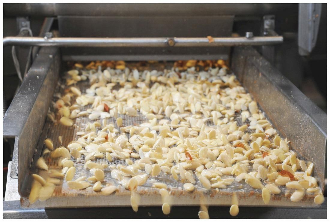 La Mandorla Siciliana: Regina dei Dolci su Siciliamore.it