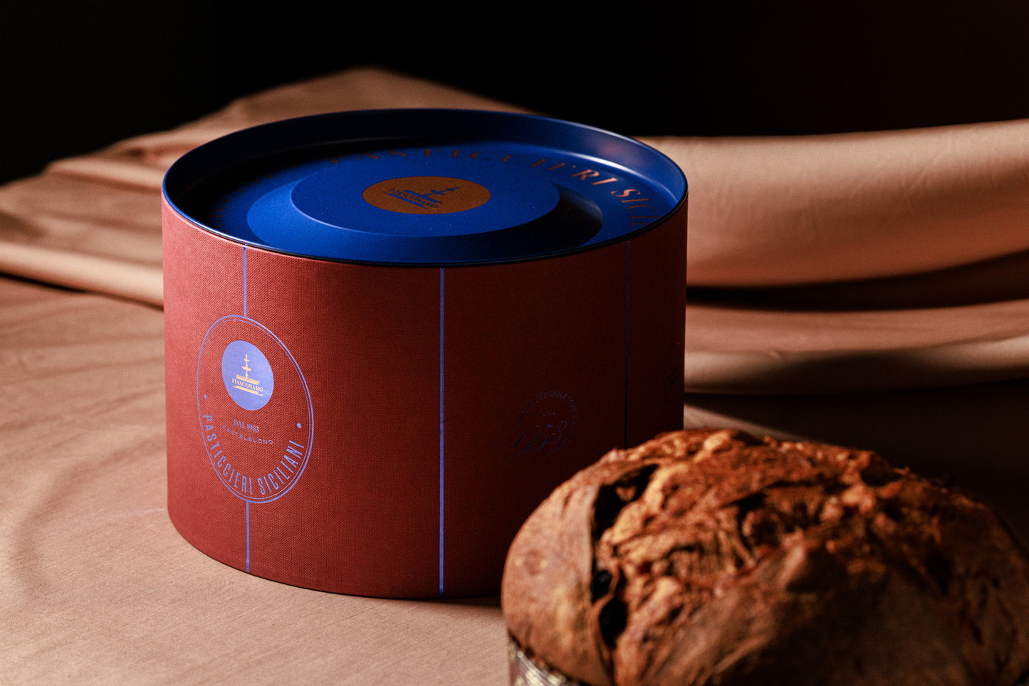 PANETTONE CLASSICO AL “MALVASIA DELLE LIPARI PASSITO D.O.C.” - 1kg - Fiasconaro